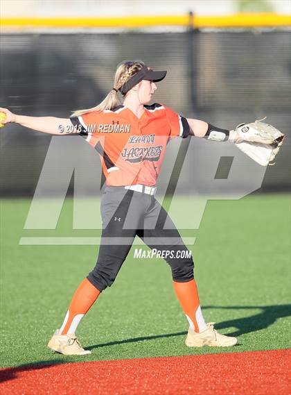 Thumbnail 3 in Llano @ Glenn photogallery.