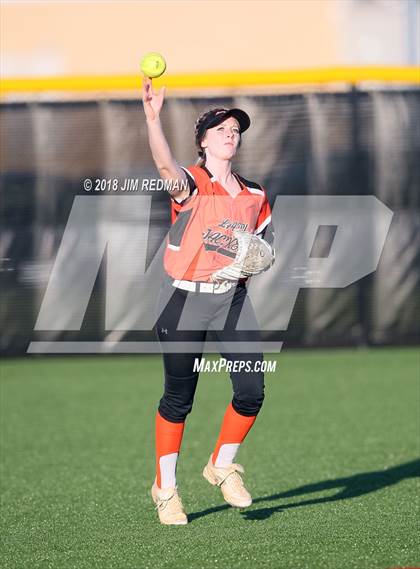 Thumbnail 1 in Llano @ Glenn photogallery.