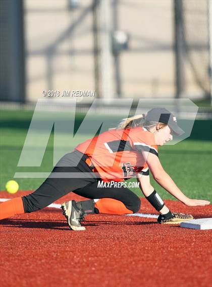 Thumbnail 3 in Llano @ Glenn photogallery.