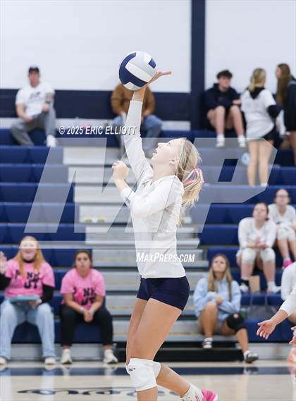 Thumbnail 3 in Franklin @ Oil City photogallery.