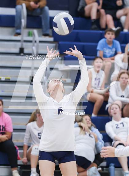 Thumbnail 2 in Franklin @ Oil City photogallery.