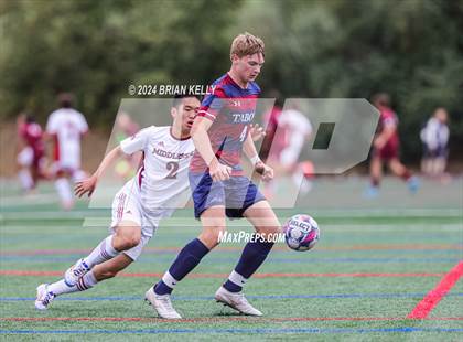 Thumbnail 3 in Middlesex vs Tabor Academy	(ISL Boys Showcase) photogallery.