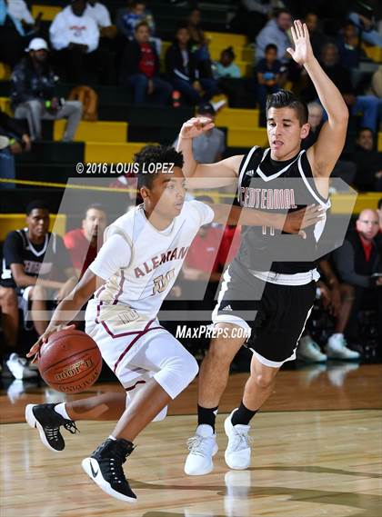 Thumbnail 1 in Alemany vs. Centennial (The Classic at Damien) photogallery.