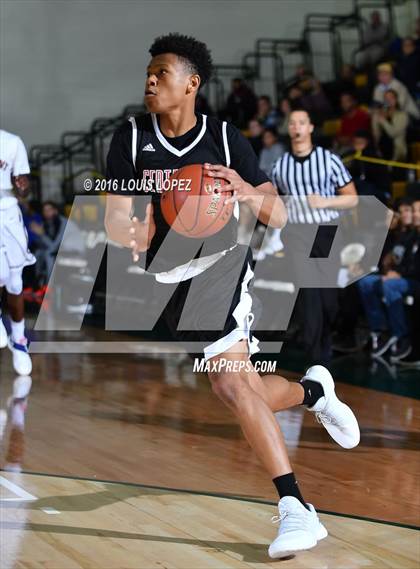 Thumbnail 1 in Alemany vs. Centennial (The Classic at Damien) photogallery.