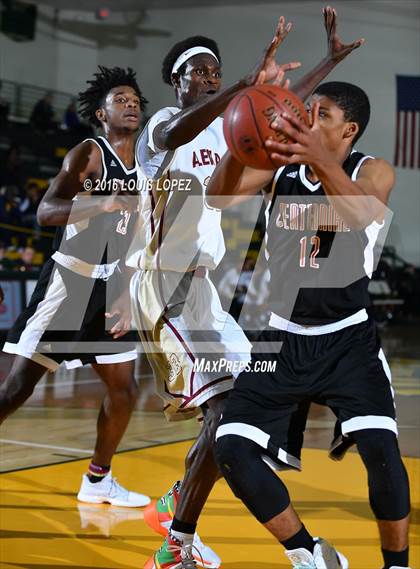 Thumbnail 3 in Alemany vs. Centennial (The Classic at Damien) photogallery.