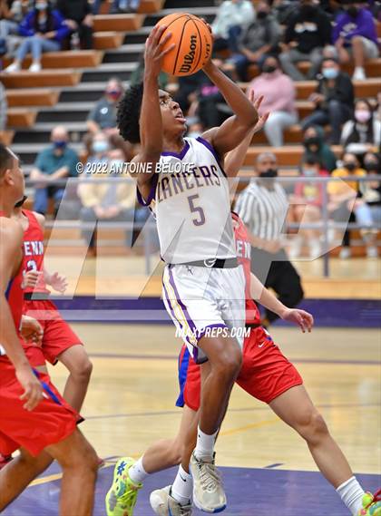 Thumbnail 3 in Glenn @ Norwalk photogallery.