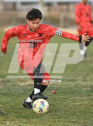 null - Photo 01