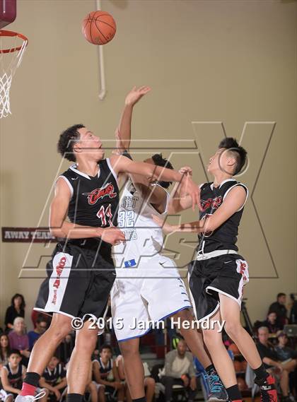 Thumbnail 3 in Sacramento Country Day vs. Desert Pines (MaxPreps Holiday Classic) photogallery.
