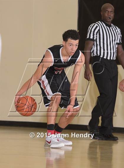 Thumbnail 2 in Sacramento Country Day vs. Desert Pines (MaxPreps Holiday Classic) photogallery.