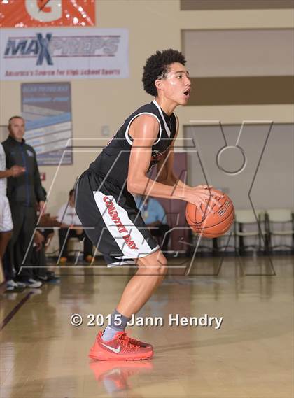 Thumbnail 3 in Sacramento Country Day vs. Desert Pines (MaxPreps Holiday Classic) photogallery.