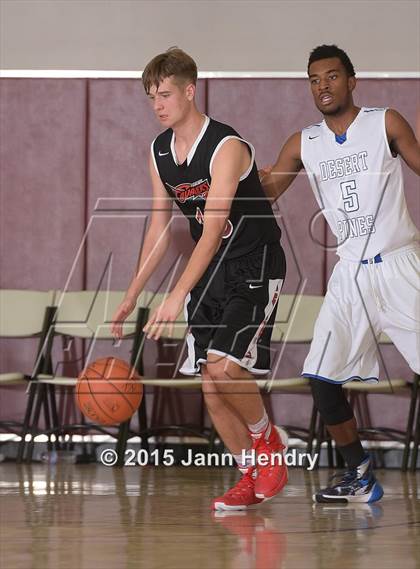 Thumbnail 2 in Sacramento Country Day vs. Desert Pines (MaxPreps Holiday Classic) photogallery.