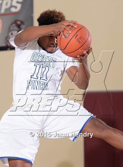 Thumbnail 2 in Sacramento Country Day vs. Desert Pines (MaxPreps Holiday Classic) photogallery.