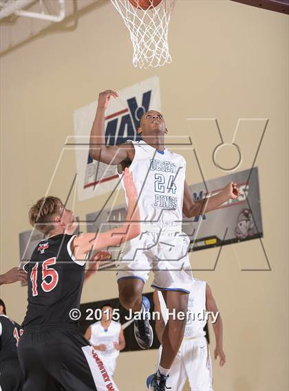 Thumbnail 3 in Sacramento Country Day vs. Desert Pines (MaxPreps Holiday Classic) photogallery.