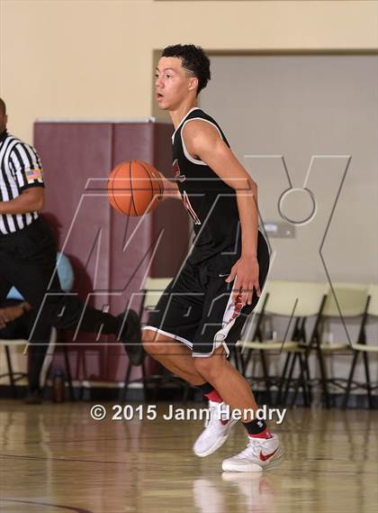 Thumbnail 2 in Sacramento Country Day vs. Desert Pines (MaxPreps Holiday Classic) photogallery.
