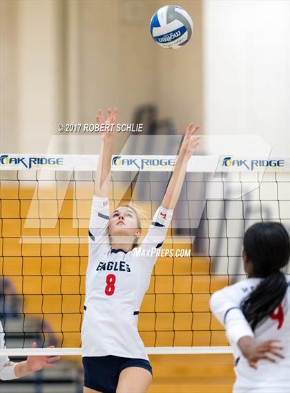 Thumbnail 3 in Pleasant Grove vs Oak Ridge (CIF SJS D1 Playoff) photogallery.