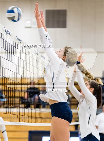 Thumbnail 2 in Pleasant Grove vs Oak Ridge (CIF SJS D1 Playoff) photogallery.