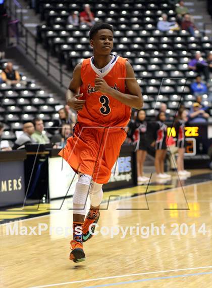 Thumbnail 1 in Olathe East vs. Maize (KSHSAA 6A Playoff) photogallery.