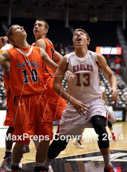 Thumbnail 3 in Olathe East vs. Maize (KSHSAA 6A Playoff) photogallery.