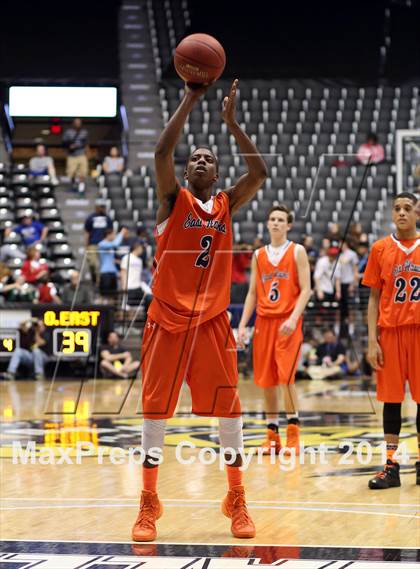 Thumbnail 1 in Olathe East vs. Maize (KSHSAA 6A Playoff) photogallery.