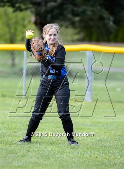 Thumbnail 2 in South Medford @ Sheldon (Game 2) photogallery.