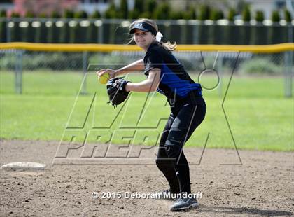 Thumbnail 2 in South Medford @ Sheldon (Game 2) photogallery.
