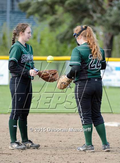 Thumbnail 2 in South Medford @ Sheldon (Game 2) photogallery.