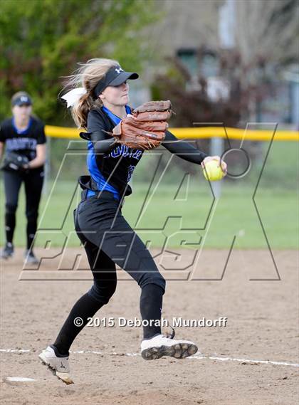 Thumbnail 1 in South Medford @ Sheldon (Game 2) photogallery.