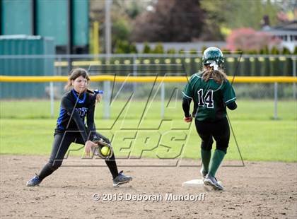 Thumbnail 2 in South Medford @ Sheldon (Game 2) photogallery.