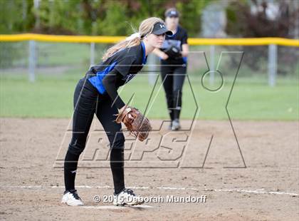 Thumbnail 2 in South Medford @ Sheldon (Game 2) photogallery.