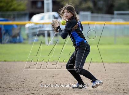 Thumbnail 1 in South Medford @ Sheldon (Game 2) photogallery.