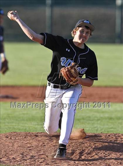 Thumbnail 2 in Pueblo West vs. Lewis-Palmer (Coach Bob National Invitational) photogallery.