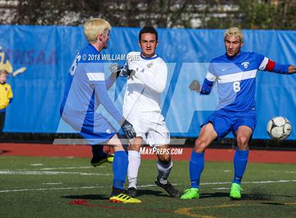Thumbnail 3 in Lansing vs. Geneseo (NYSPHSAA Class C Final) photogallery.