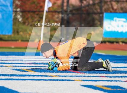 Thumbnail 2 in Lansing vs. Geneseo (NYSPHSAA Class C Final) photogallery.