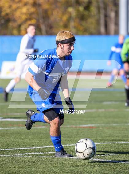 Thumbnail 2 in Lansing vs. Geneseo (NYSPHSAA Class C Final) photogallery.