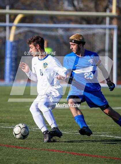 Thumbnail 2 in Lansing vs. Geneseo (NYSPHSAA Class C Final) photogallery.