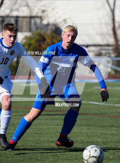 Thumbnail 1 in Lansing vs. Geneseo (NYSPHSAA Class C Final) photogallery.