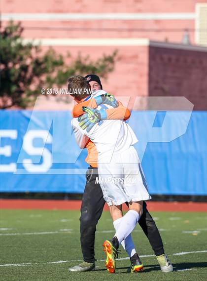 Thumbnail 2 in Lansing vs. Geneseo (NYSPHSAA Class C Final) photogallery.
