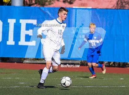 Thumbnail 1 in Lansing vs. Geneseo (NYSPHSAA Class C Final) photogallery.