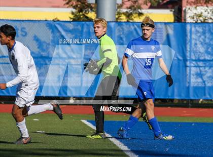 Thumbnail 2 in Lansing vs. Geneseo (NYSPHSAA Class C Final) photogallery.