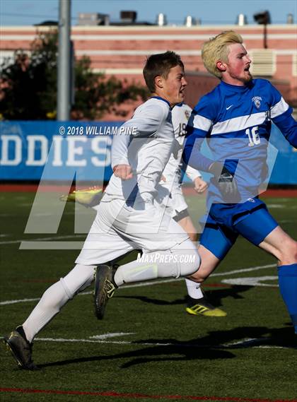 Thumbnail 2 in Lansing vs. Geneseo (NYSPHSAA Class C Final) photogallery.