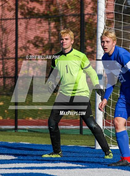 Thumbnail 1 in Lansing vs. Geneseo (NYSPHSAA Class C Final) photogallery.