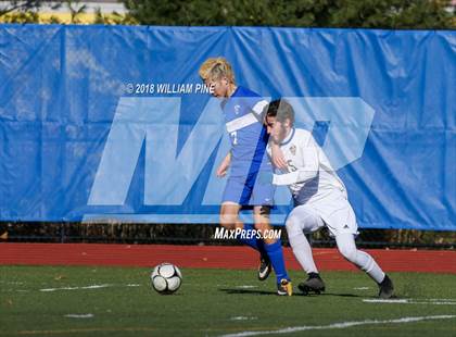 Thumbnail 1 in Lansing vs. Geneseo (NYSPHSAA Class C Final) photogallery.