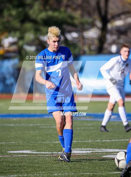 Thumbnail 1 in Lansing vs. Geneseo (NYSPHSAA Class C Final) photogallery.
