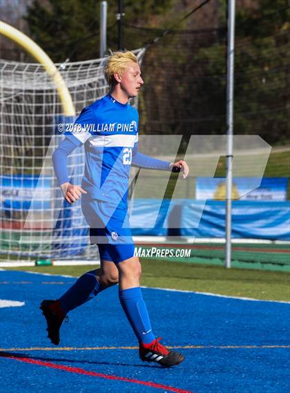 Thumbnail 2 in Lansing vs. Geneseo (NYSPHSAA Class C Final) photogallery.