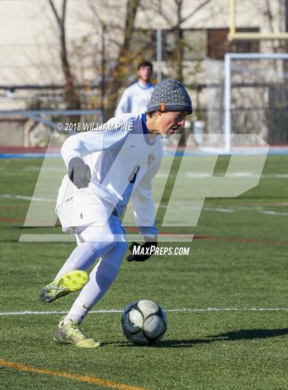 Thumbnail 1 in Lansing vs. Geneseo (NYSPHSAA Class C Final) photogallery.