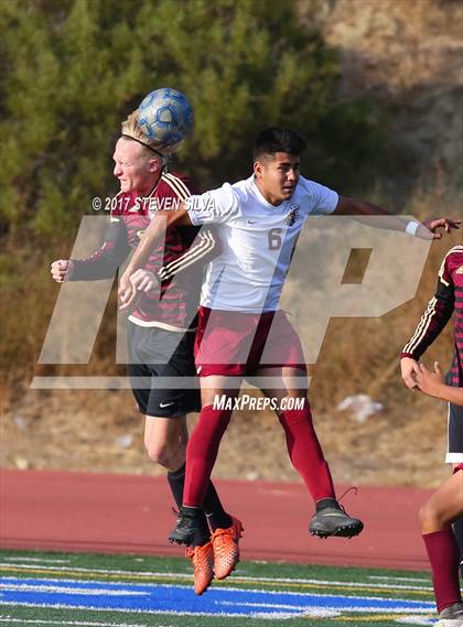 Thumbnail 3 in Calexico vs. Point Loma (26th Annual San Diego Holiday Classic) photogallery.