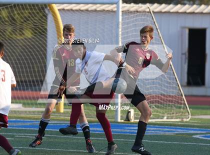 Thumbnail 2 in Calexico vs. Point Loma (26th Annual San Diego Holiday Classic) photogallery.