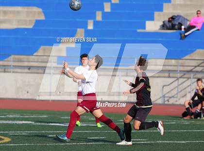 Thumbnail 2 in Calexico vs. Point Loma (26th Annual San Diego Holiday Classic) photogallery.