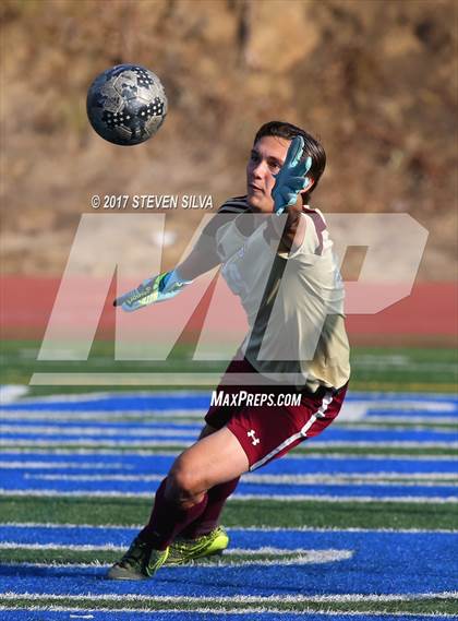 Thumbnail 2 in Calexico vs. Point Loma (26th Annual San Diego Holiday Classic) photogallery.