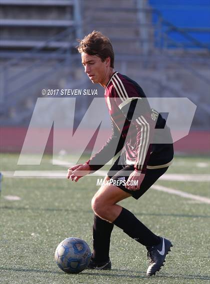 Thumbnail 1 in Calexico vs. Point Loma (26th Annual San Diego Holiday Classic) photogallery.